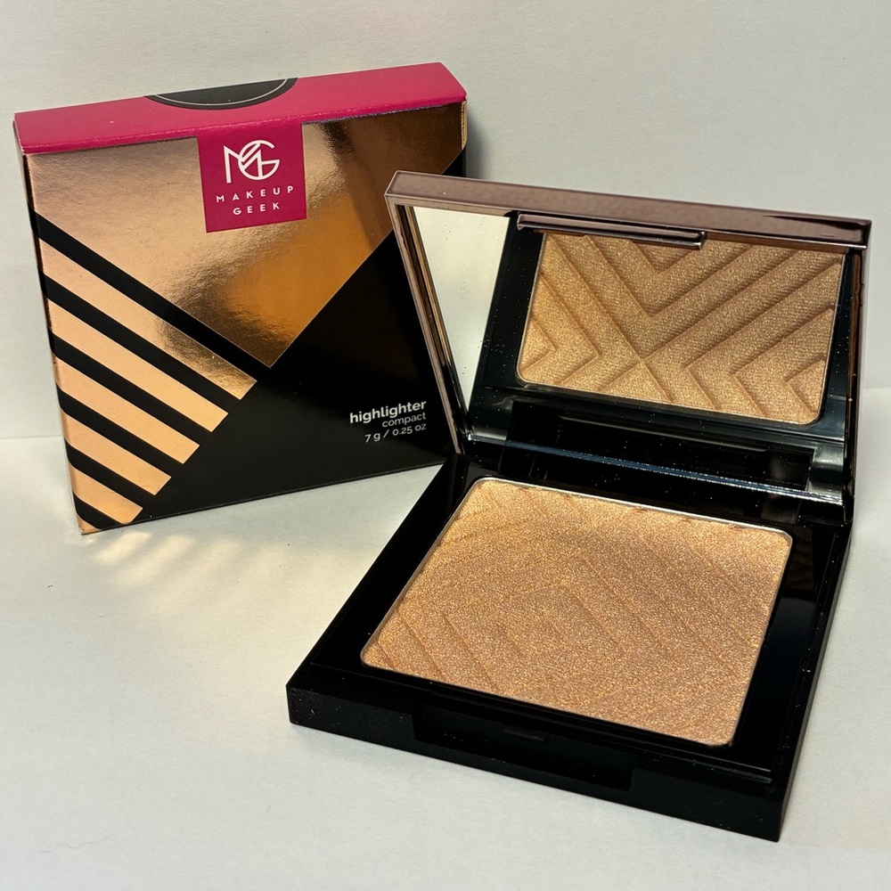 Makeup Geek Highlighter Compact in Midnight Sun DISCONTINUED Rare HTF New In Box